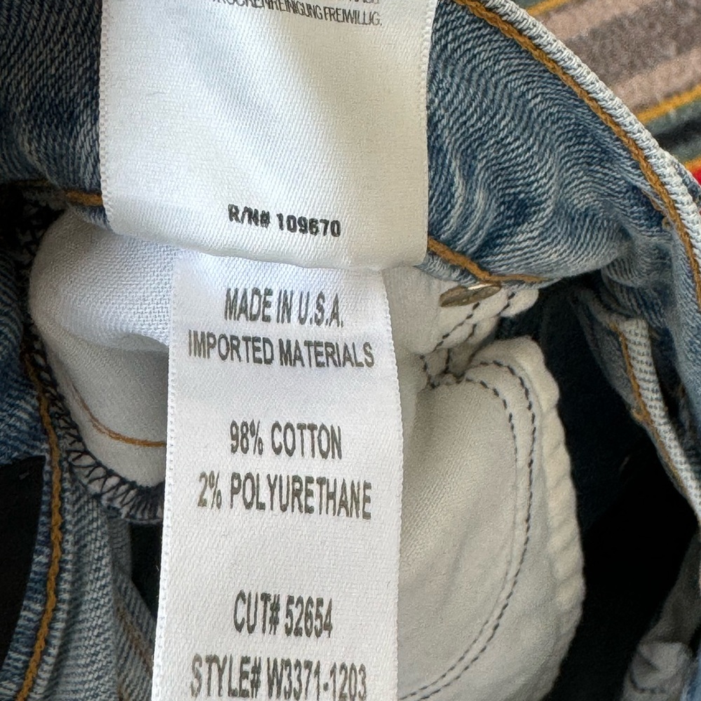 Golding - Picture 9 of 10